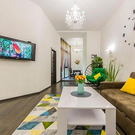 2К Квартира Поруч Із Майданом Незалежності Kiev Extérieur photo