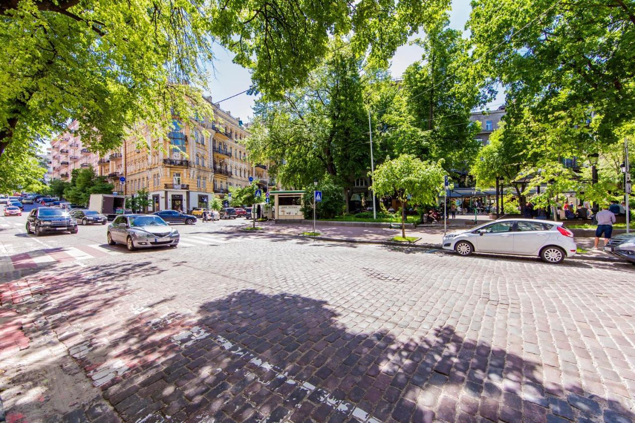 2К Квартира Поруч Із Майданом Незалежності Kiev Extérieur photo